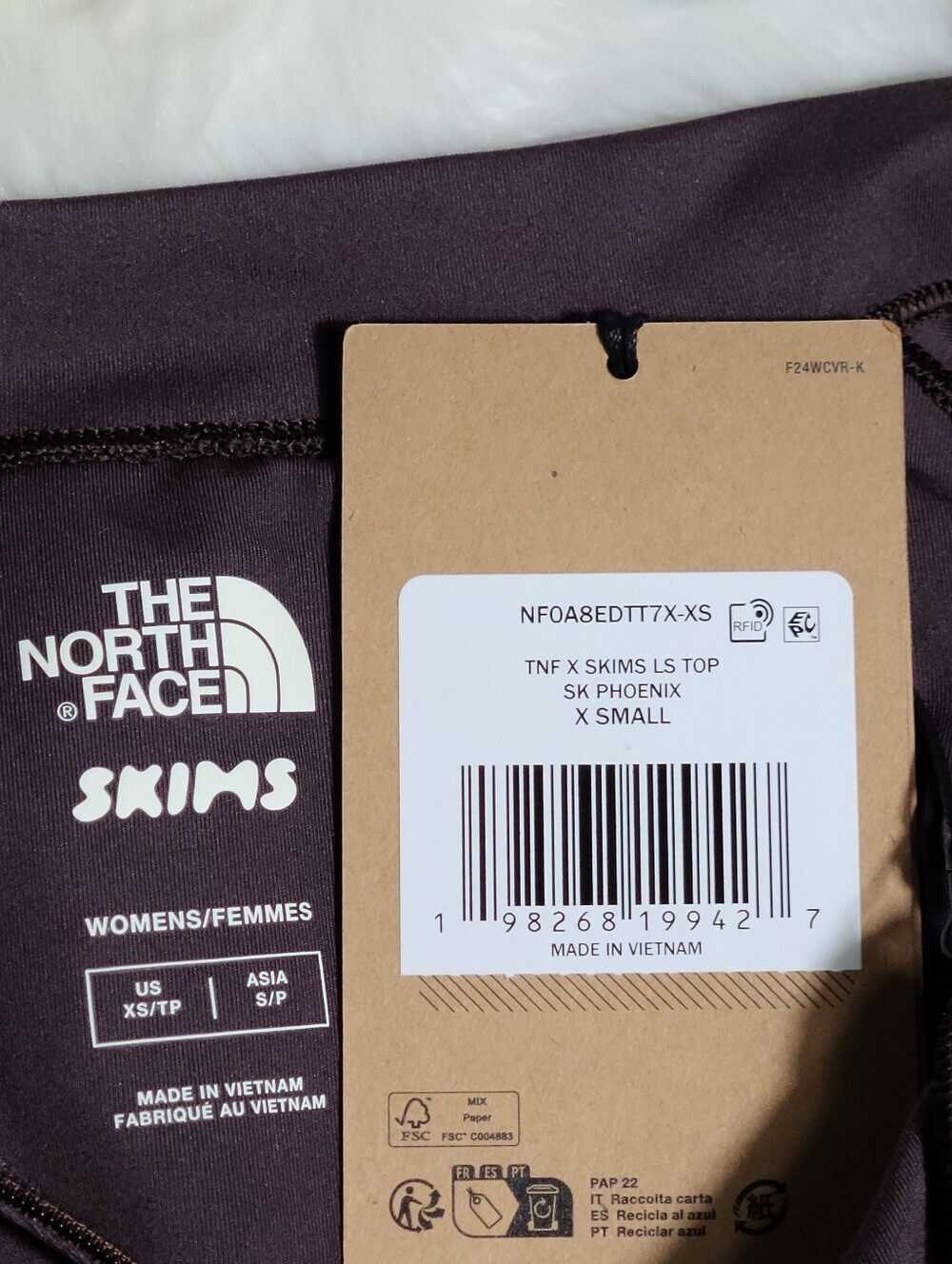 The North Face TNF x SKIMS Refina Longsleeve Top Purple Phoenix Women XS NEW - Picture 4 of 7